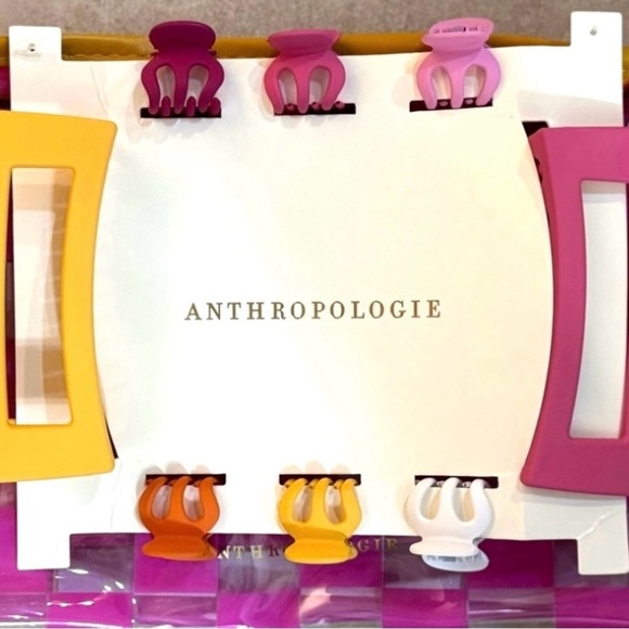 Anthropologie Marcus Adler Y2K Claw Hair Clips, Set of 8 - Picture 7 of 9